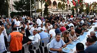 ADIGER-FED Ailesi Muhteşem Aşure Programıyla Gönülleri Fethetti