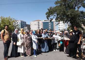 Ak Kadın’lardan Kışlaya Anne Şefkati