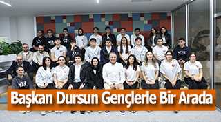 Başkan Dursun Gençlerle Bir Arada