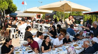 Habipler Cemevi’nde Muharrem Lokmaları Pay Edildi: Yüzlerce Can Birlik ve Kardeşlik Sofrasında Buluştu