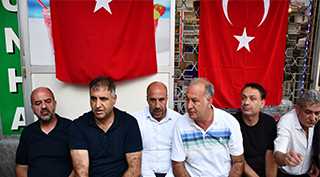 Ramazan Yıldırım, Şehit Ahmet Gültekin’in Taziyesinde Ailenin Yanında Yer Aldı
