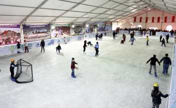  Sultangazi’de Buz Pateni Keyfi