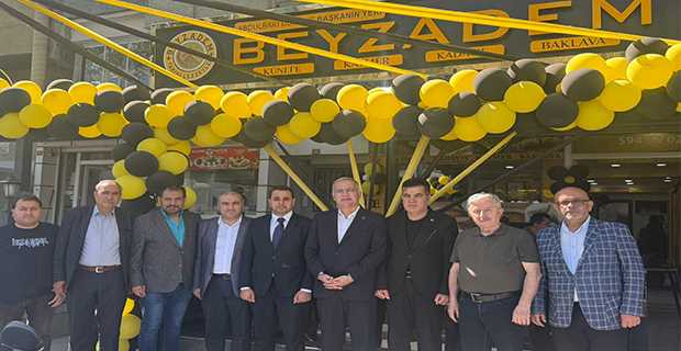 Beyzadem Künefe'nin Açılışına Siyaset ve STK Dünyasından Yoğun İlgi: Tatlı Bir Başlangıç