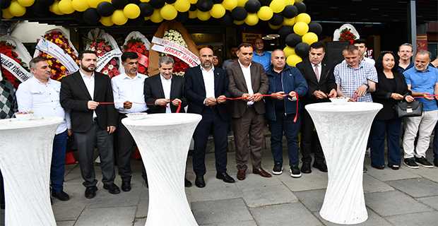Beyzadem Künefe’nin Görkemli Açılışı Sultangazi’yi Büyüledi