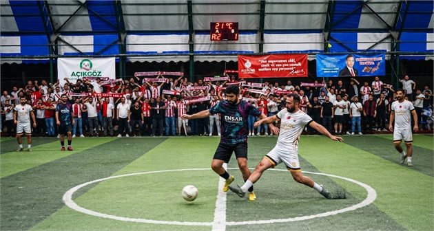  7. Haftada Futbol Şöleni: Sahada Mücadele, Tribünlerde Büyük Heyecan!