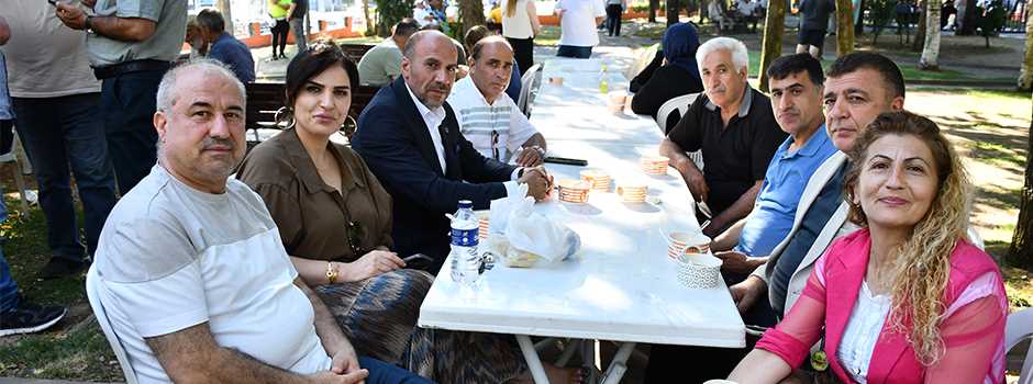  Ramazan Yıldırım, Muhtar Yasemin Güngör’ün A…